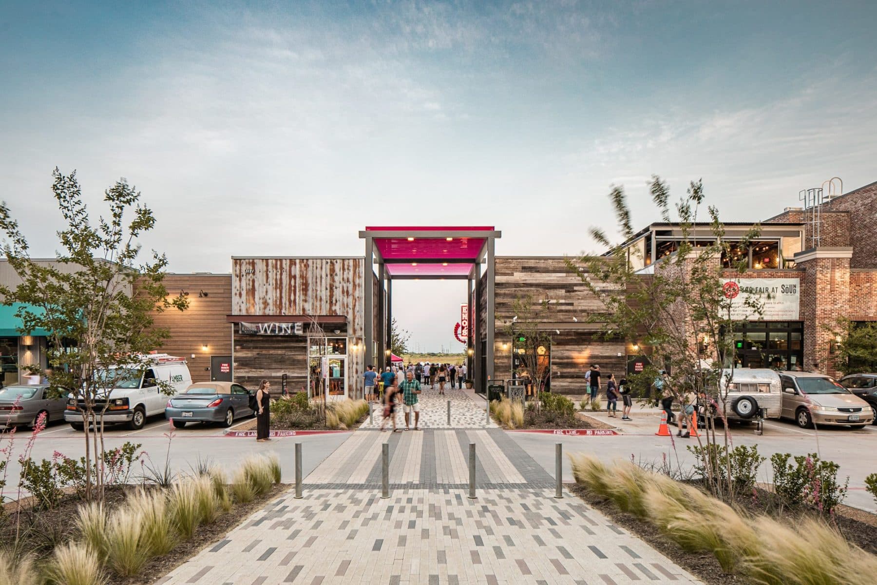 Lakefront retail at The Sound at Cypress Waters